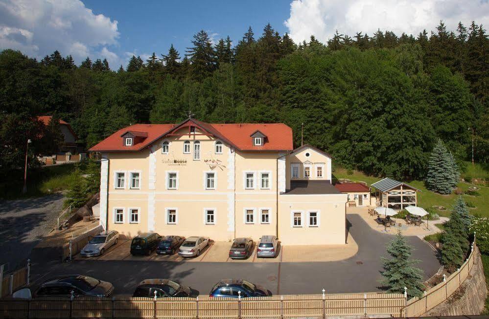 Boutique Hotel Swisshouse Mariánské Lázně Exterior foto